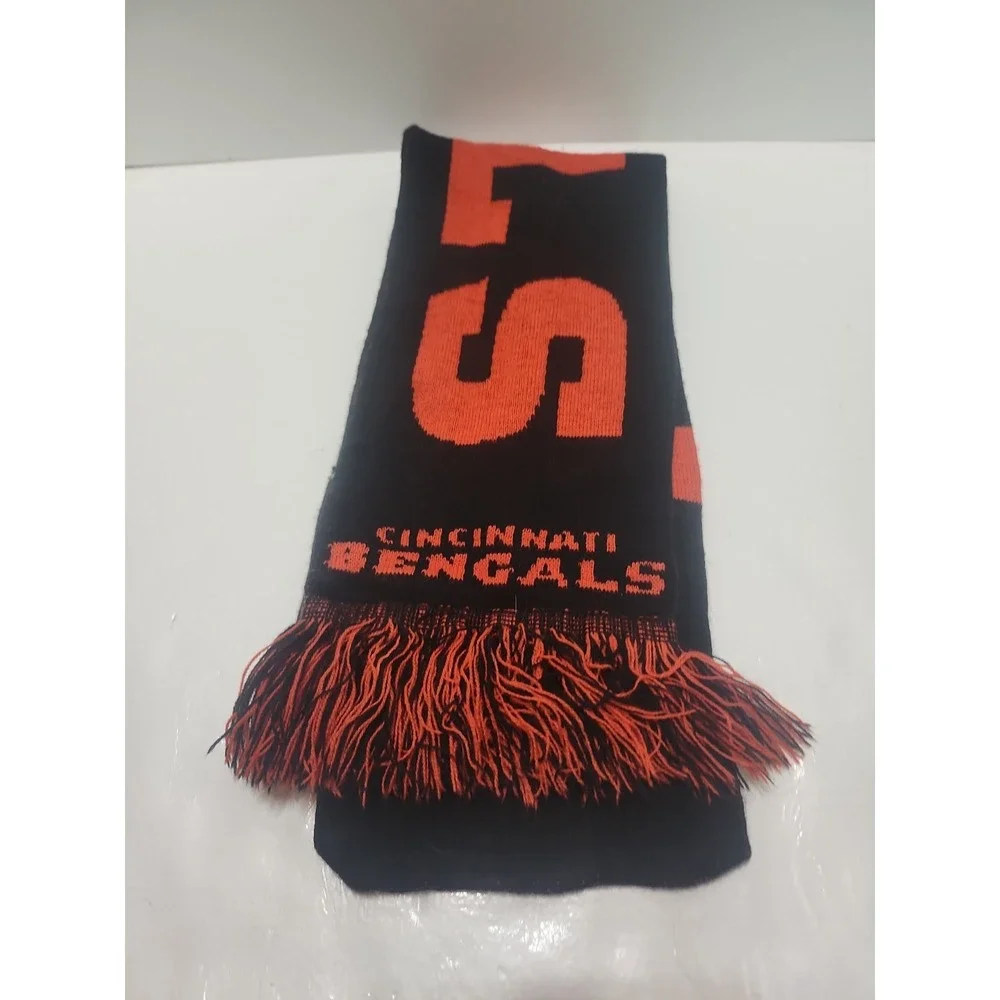 Cincinnati Bengals Knitted Hat And Scarf Set